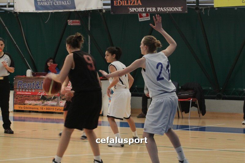 120218 basket 353_tn.jpg